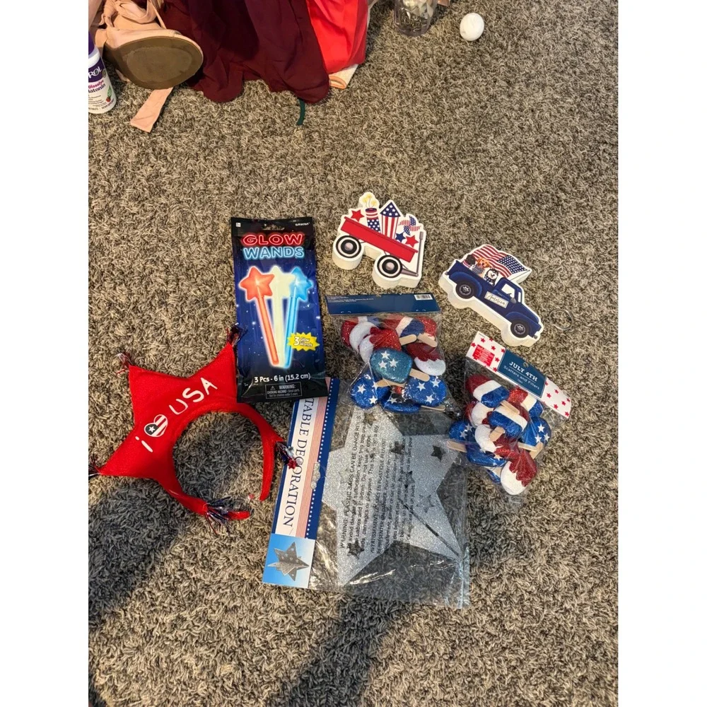 4th of July Patriotic Decor Bundle Ceramic Truck Soap Dispenser Glow Wands Bows